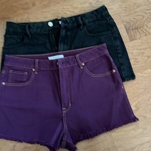NWOT Lot of 2 Ladies PacSun Fringe shorts size. 30 ☀️